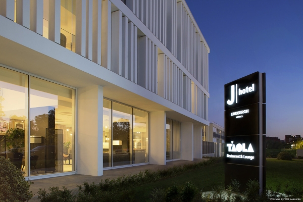 J Hotel